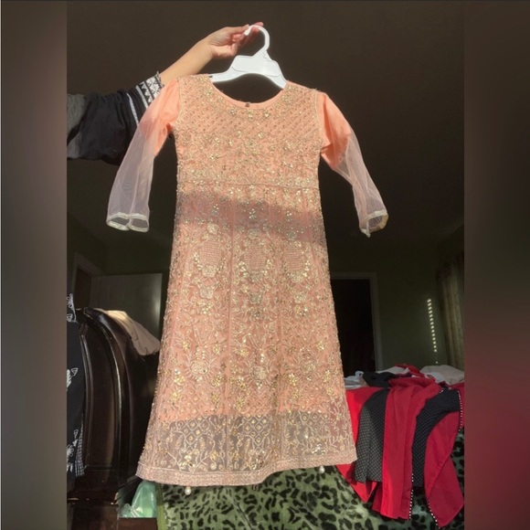 Pakistan/ Indian Ethnic Girls Designer 2 pcs fancy suit - Picture 3 of 11